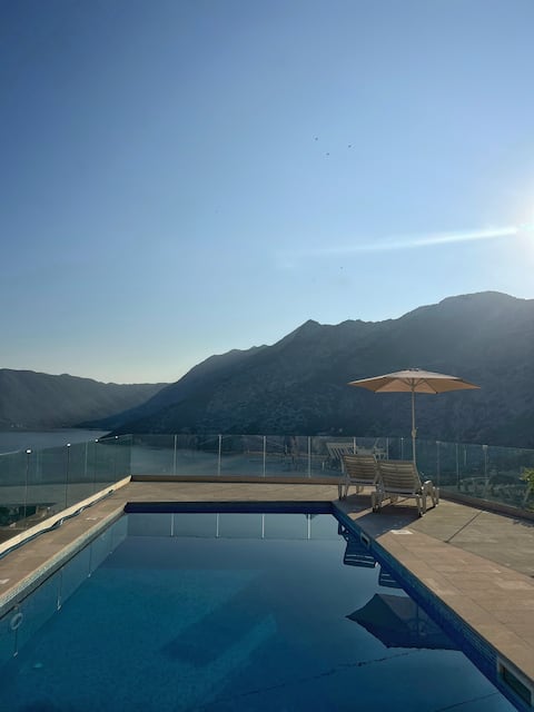 Penthouse Kotor Amazing see view