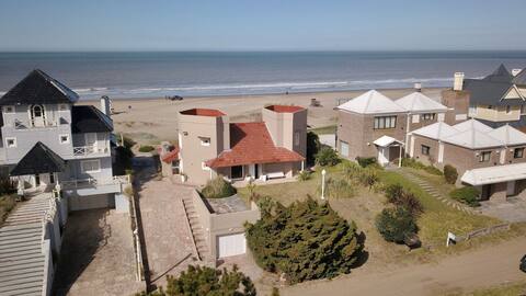 Casa en Pinamar frente al mar