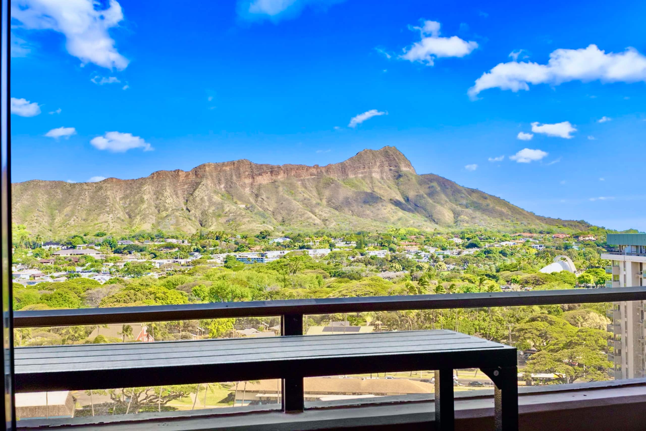 16F-Grand Diamond Head View-2BR-Waikiki w/Parking! - Image 43