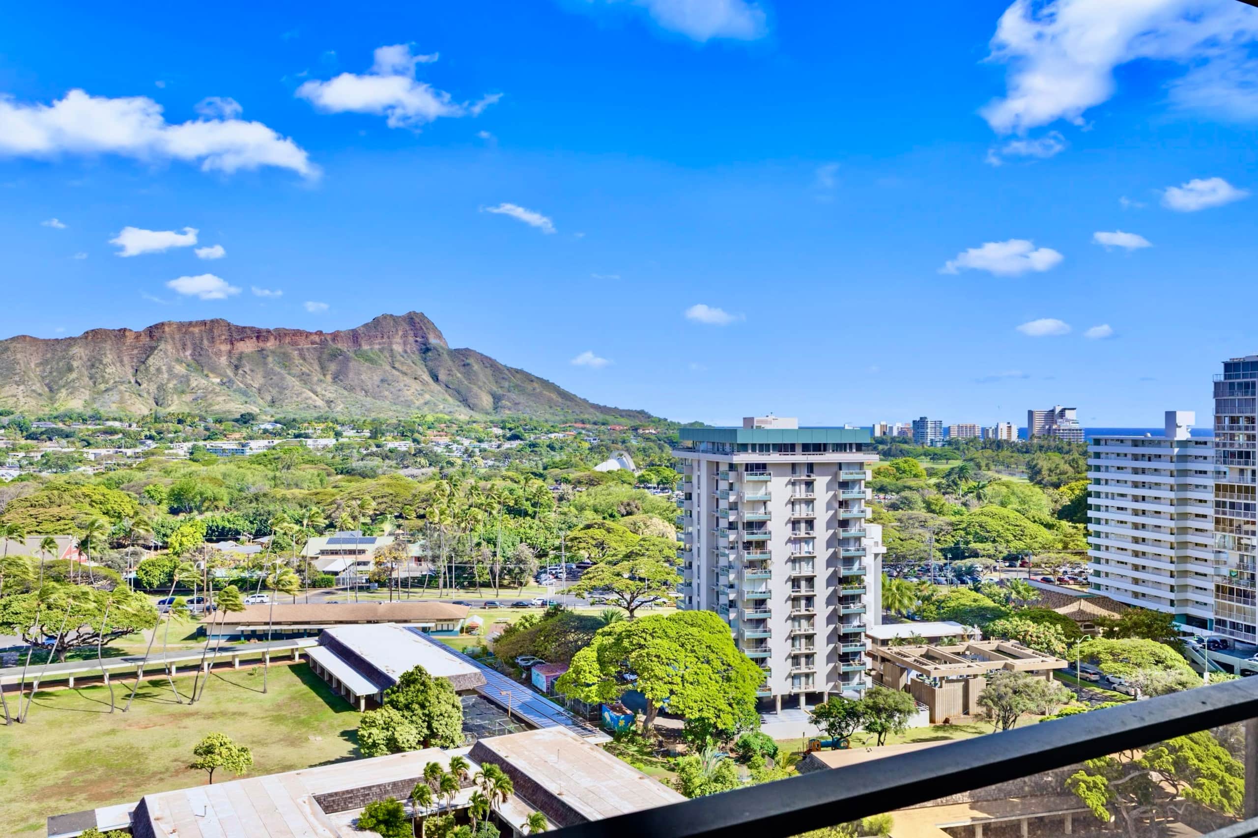 16F-Grand Diamond Head View-2BR-Waikiki w/Parking! - Image 42
