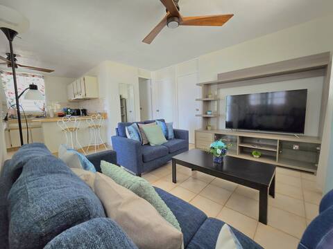 | Cozy 2br | Large Balcony | Close to beaches