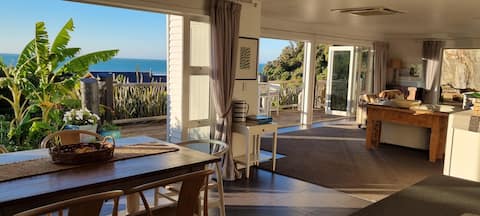 Coastal Chic in Pohara
