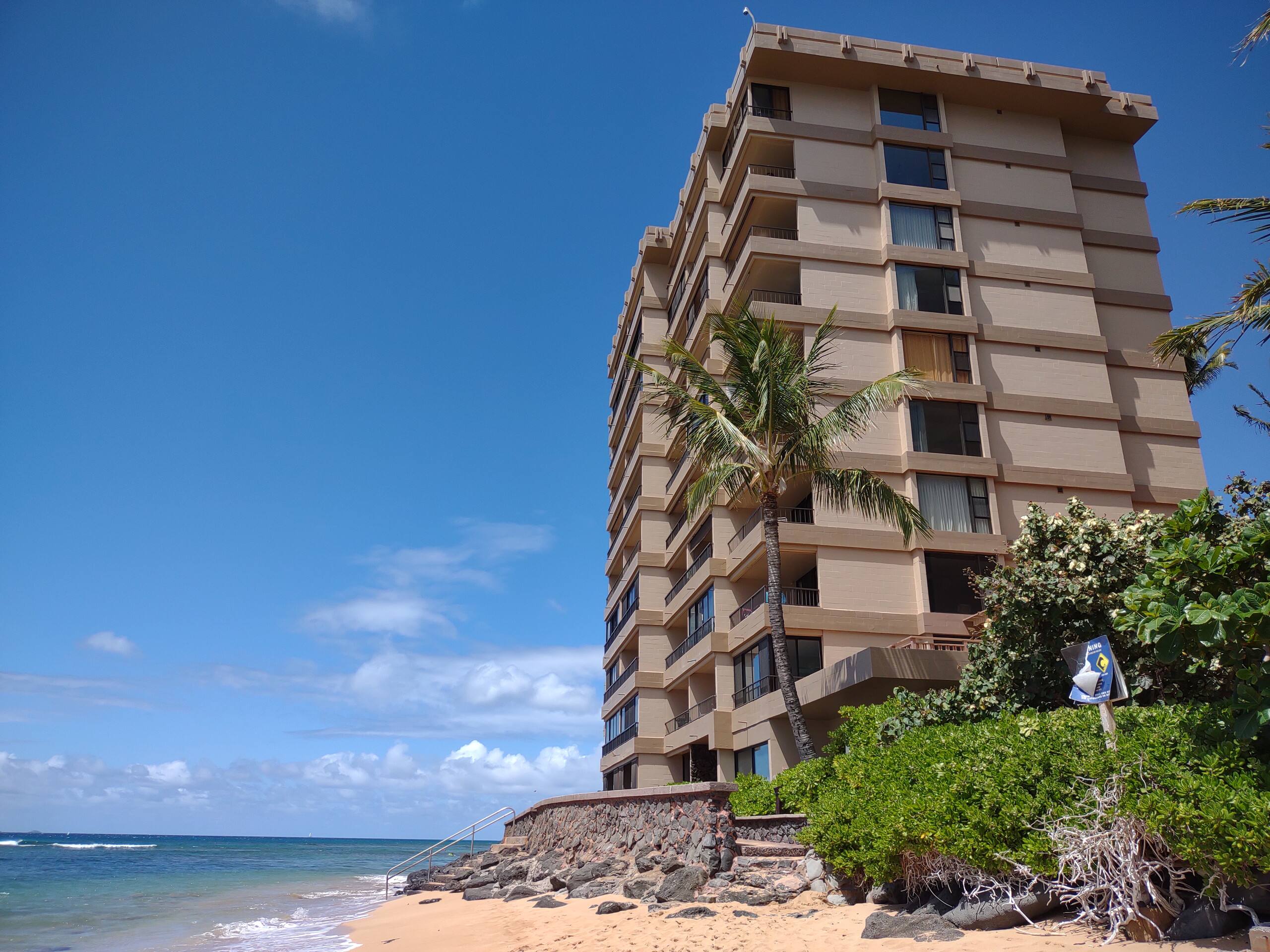 Oceanfront King Bed Renovated Maui Kai Condo MK806 - Image 80