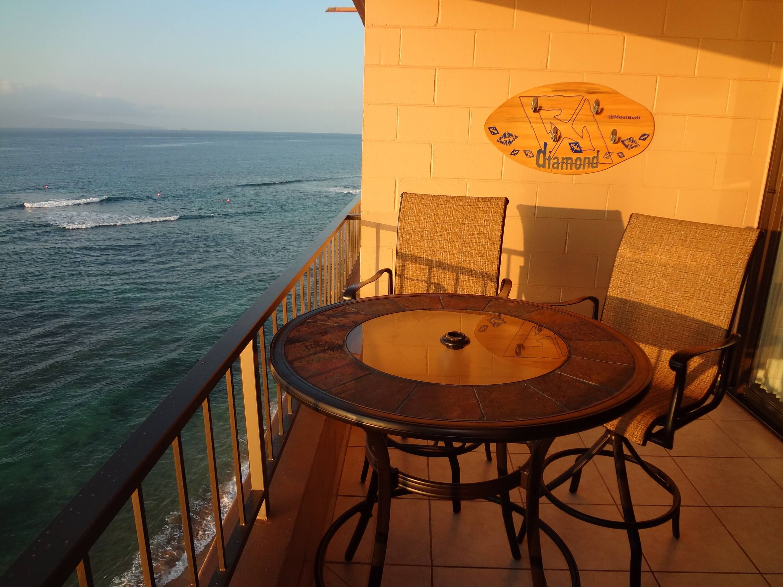 Oceanfront King Bed Renovated Maui Kai Condo MK806 - Image 48