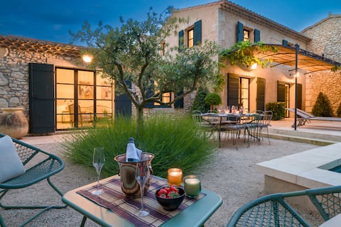 Luxe air-con villa heated private pool, Eygalieres