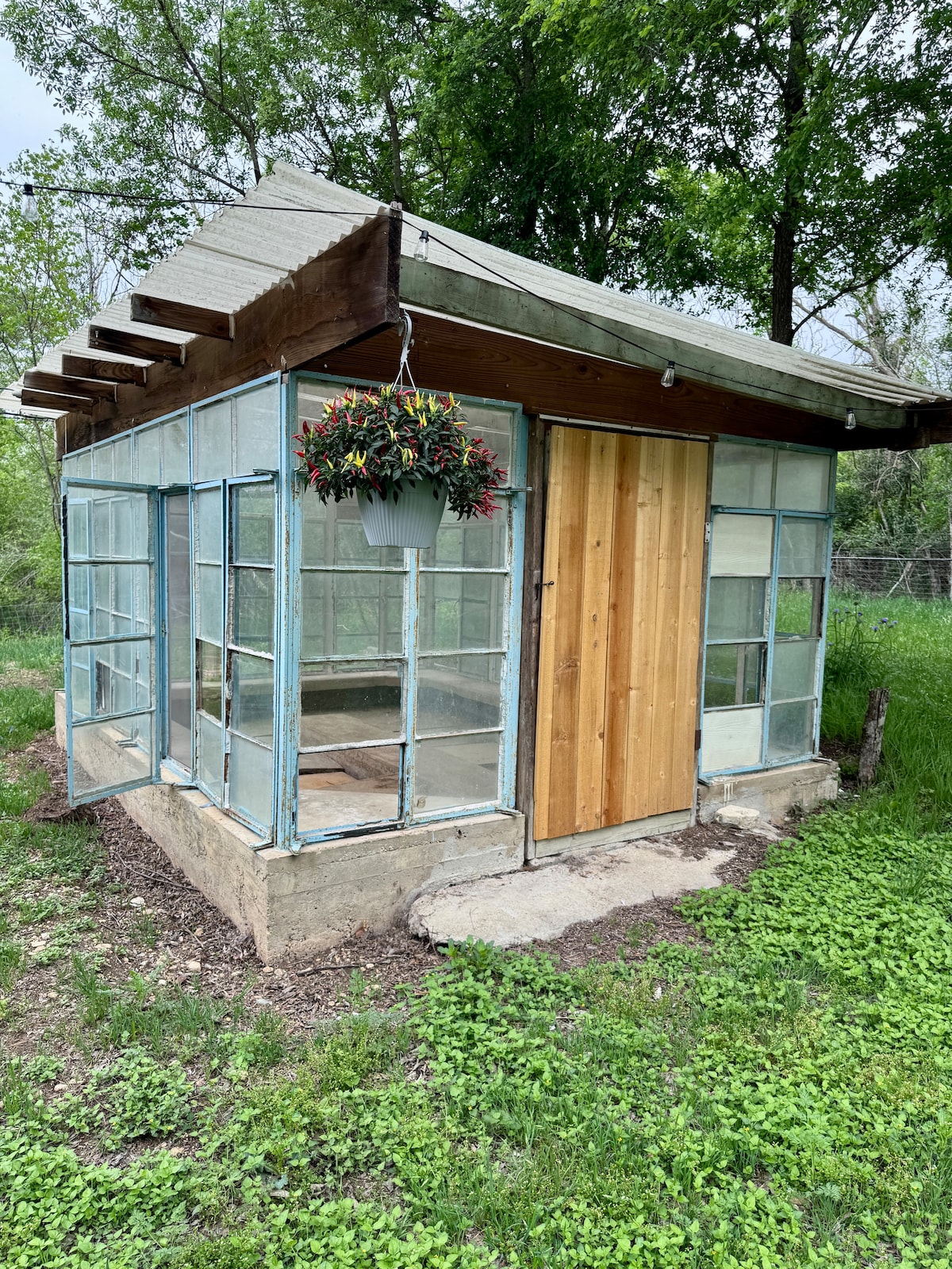 Mini Farm Getaway Studio