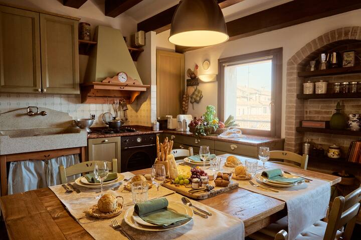 Penthouse with Roof Terrace and private elevator gallery image 2