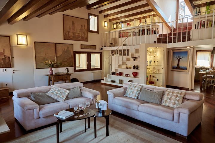 Penthouse with Roof Terrace and private elevator