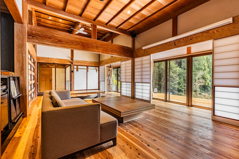 A countryside inn for one group a day, Aoi Ward, Shizuoka, Japan, photo 3 of 10