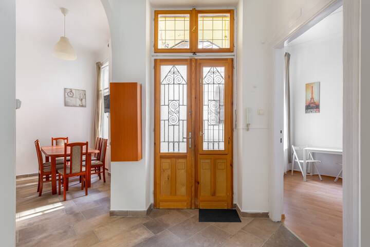 Budapest Kazinczy Utca 6