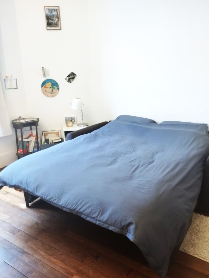 Près Paris : Grande Chambre Calme Dans Appartement - Bois-Colombes