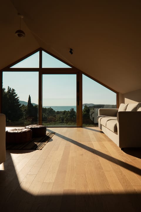 Top Airbnb: Exceptional new villa with heated pool on Hvar in Velo Grabje