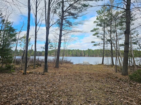 Red Oak Retreat -Cabin on the Water