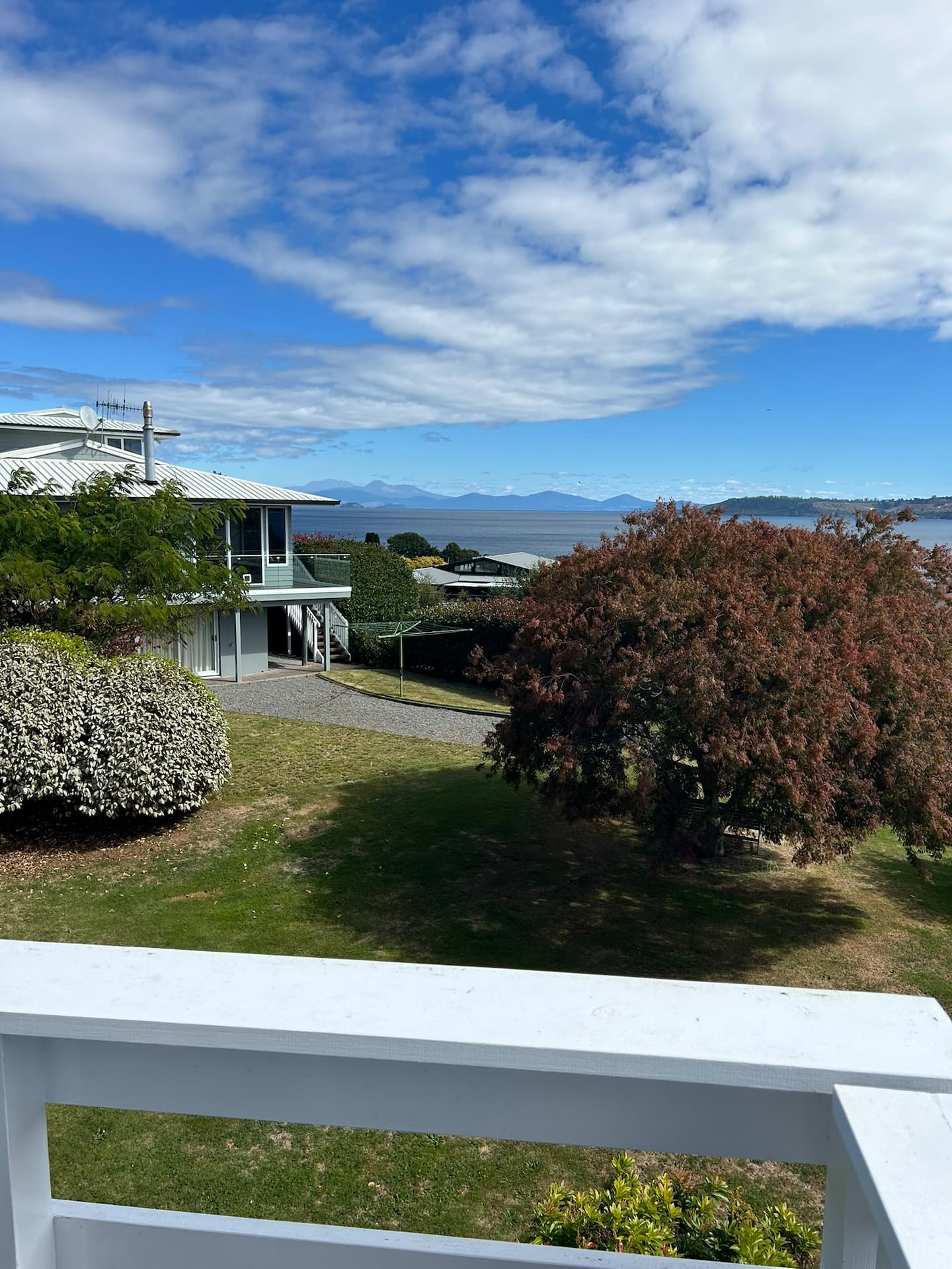 Modern Townhouse, Stunning Views 4