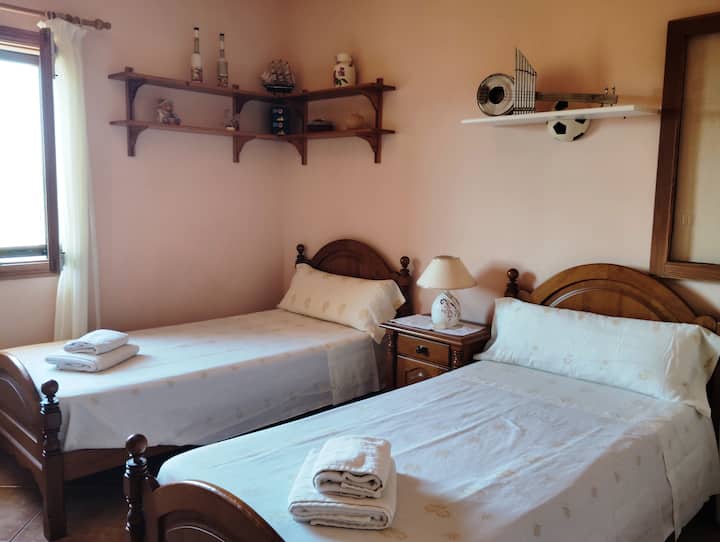 საძინებელი 4