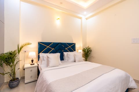 Homlee-Vasundhara 3BHK Flat- kitchen-Parking-Lift