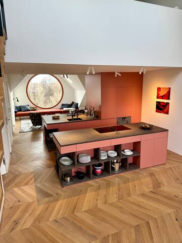 The Eye over Munich gallery image 4