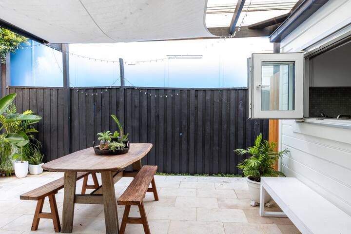 Freshwater Beach House gallery image 5