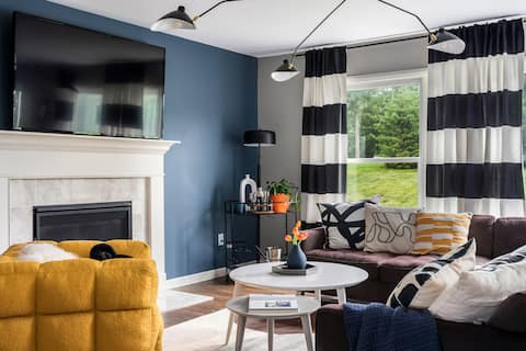 Overture | Luxe+Modern, Kid+Pet-Friendly, Pool Tbl