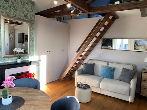 Successful Airbnb property: cozy apartment with sensational views in Trouville Sur Mer
