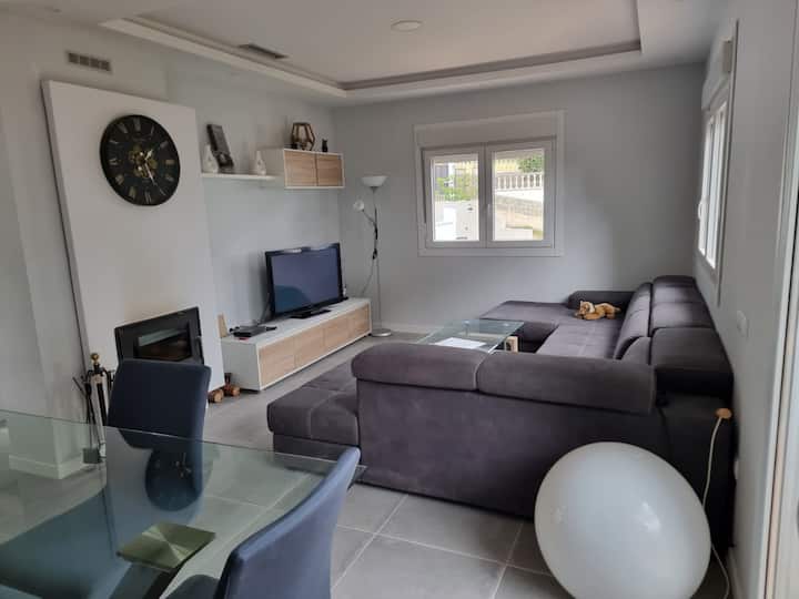 Villa Para 6 Personas Con Piscina - Costa Brava