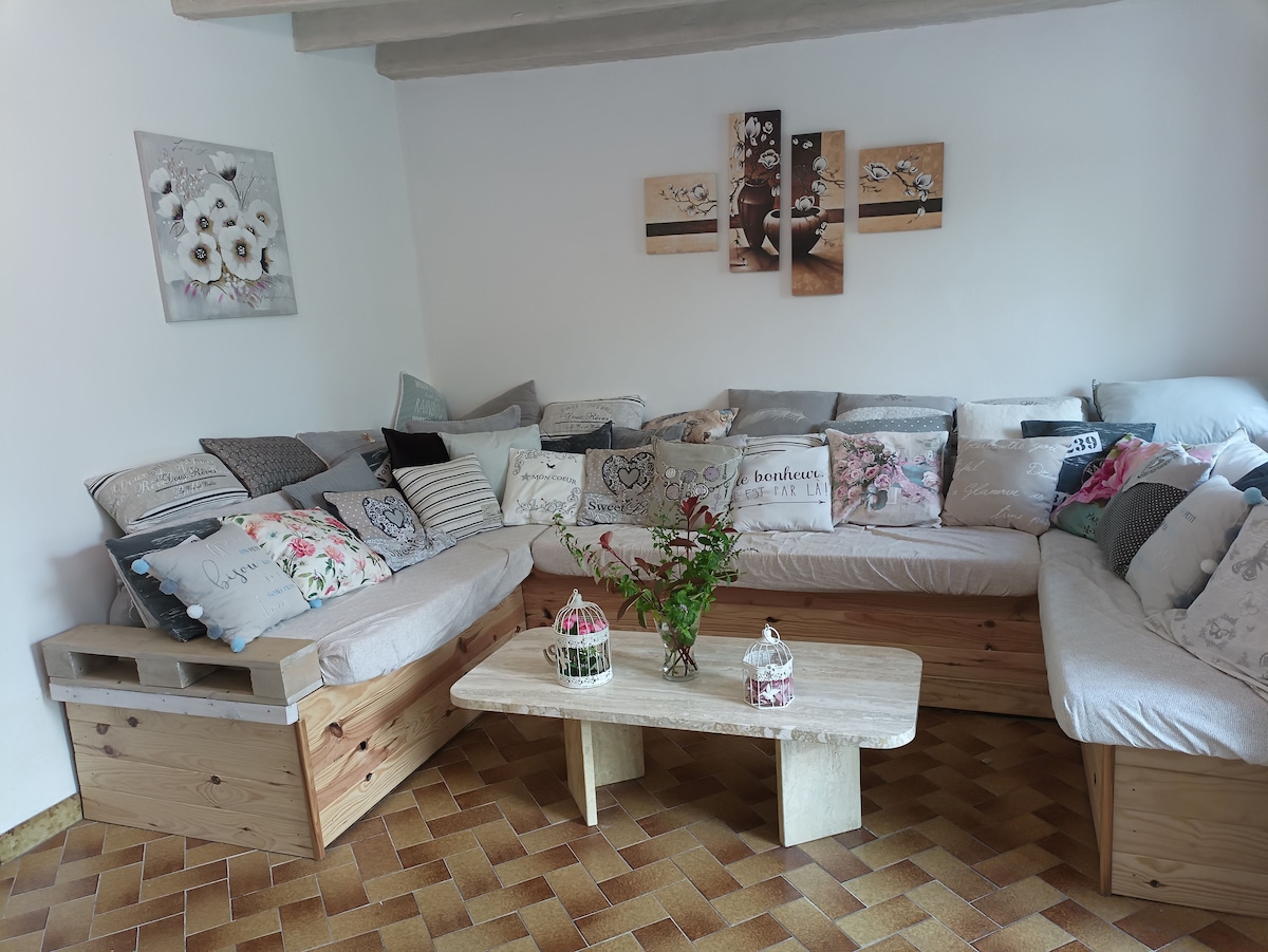 Successful Airbnb property: 3* Eco-friendly Entire Lodge in Seine Et Marne