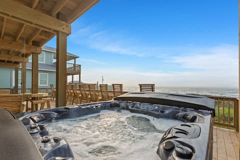 All Decked Out! Beachfront! Pets! Hot tub! Cart!