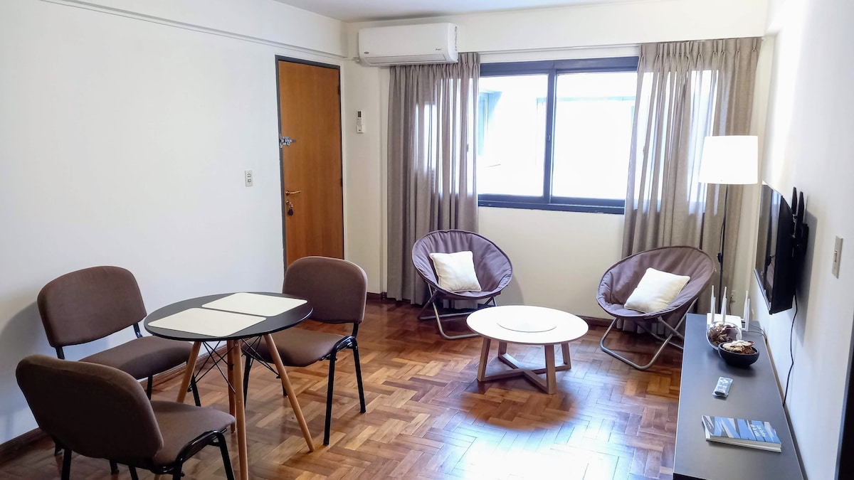 Top performing Airbnb: Warm 2 Rooms / Plaza Independencia in Ciudad De Mendoza