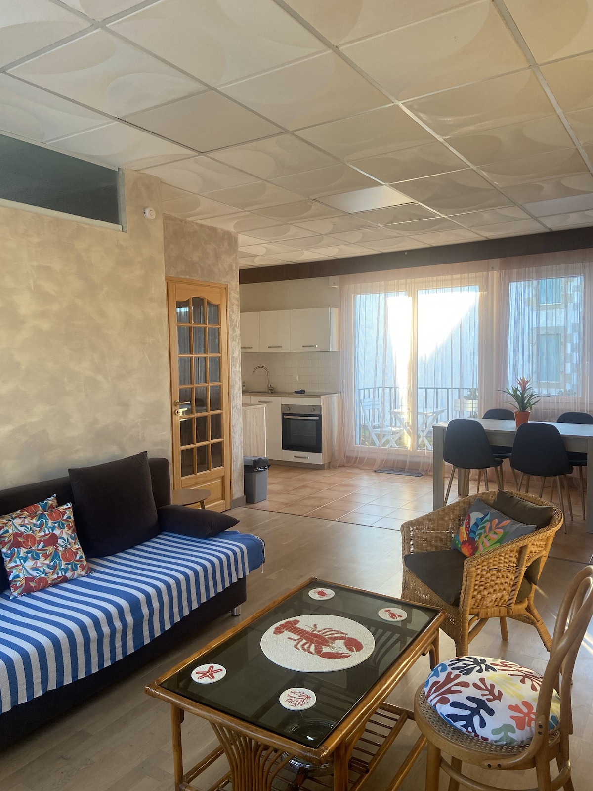 Popular Airbnb listing: Cozy apartment in Plobannalec Lesconil