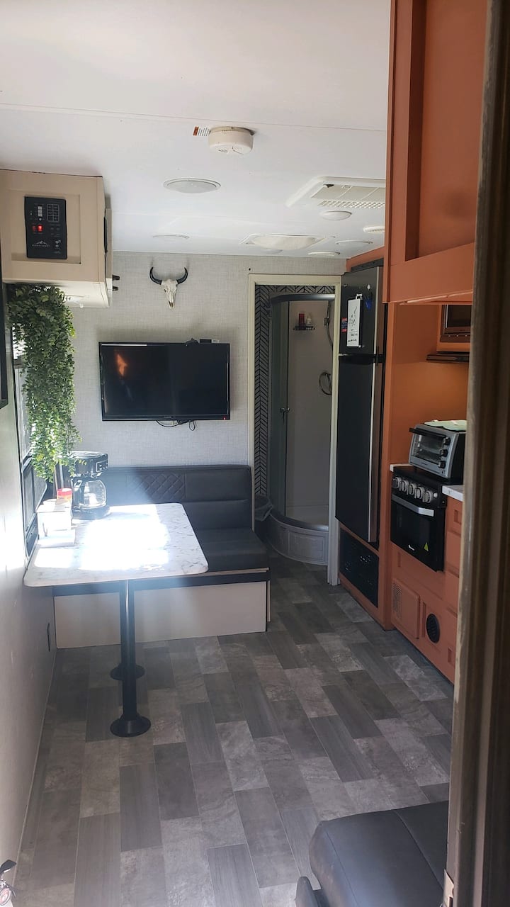 Homestead Glamping - Lake Buchanan, TX