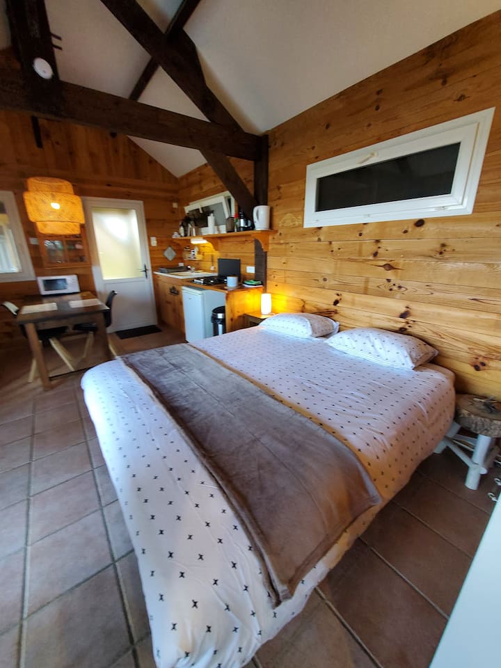 Ambienti i dhomës së gjumit