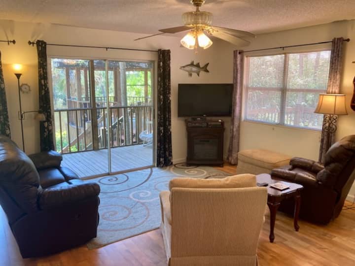 Captains' Lodge - Homosassa, FL