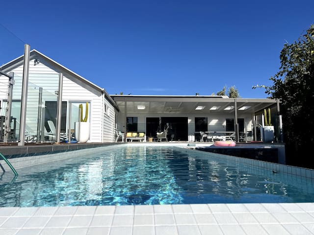 Belle Azure – Pool, Basketball, families and Pets