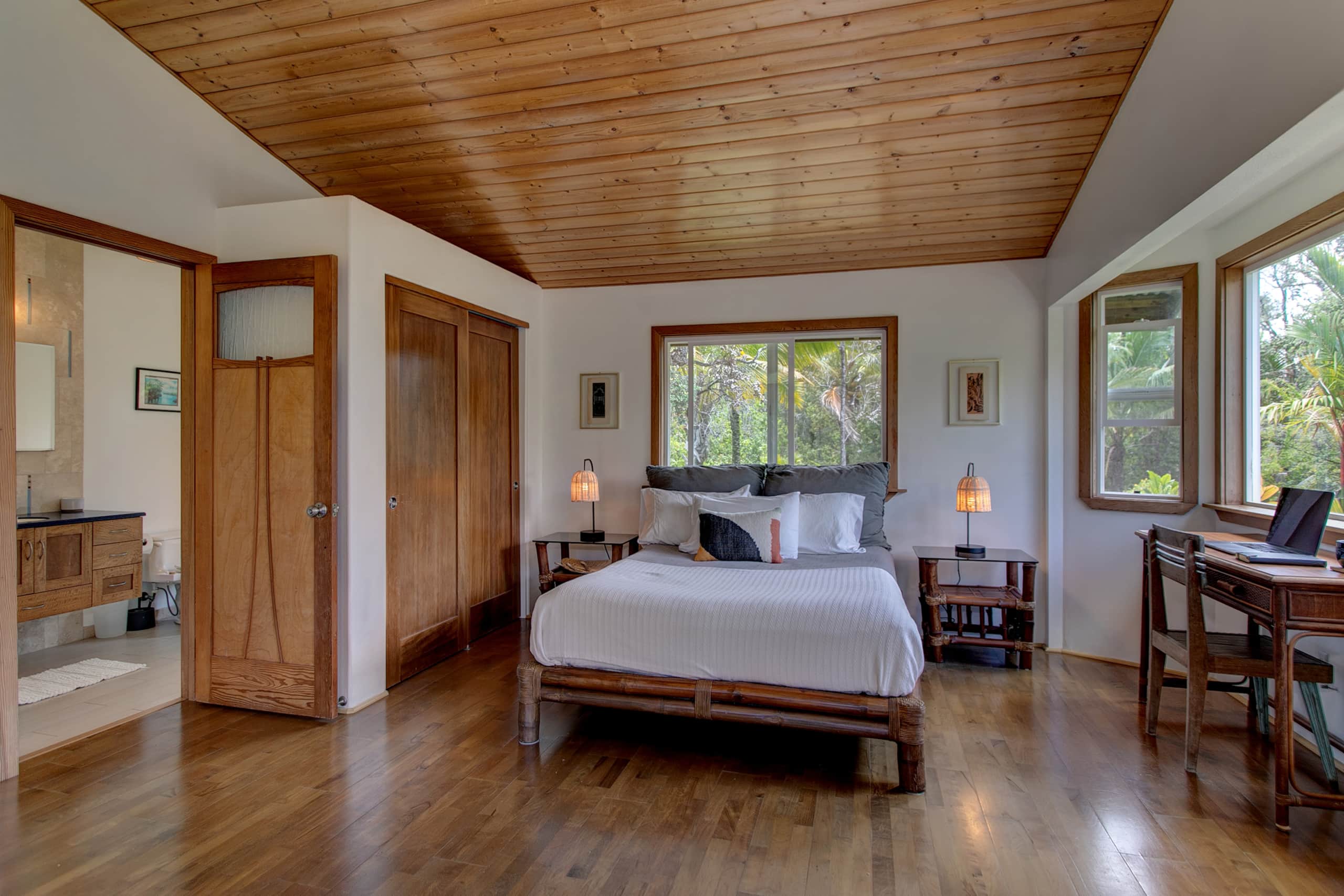 Home in Pahoa · ★4.86 · 1 bedroom · 1 bed · 1 bath - Image 11