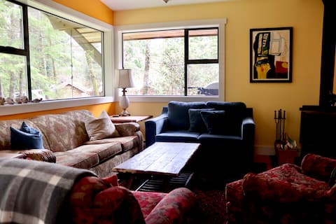 Top Airbnb: The Tofino Botanical House in Tofino