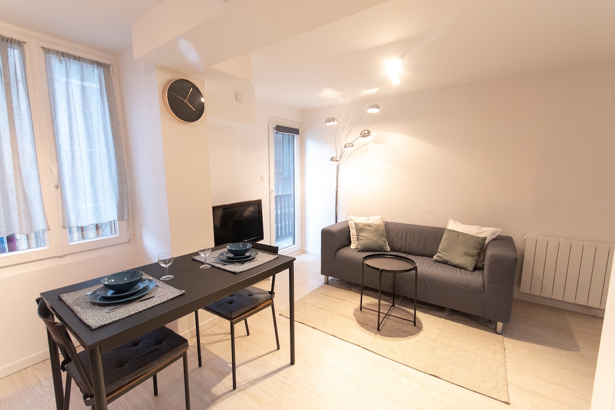Airbnb performant: Charming 2-room apartment near city center à Strasbourg