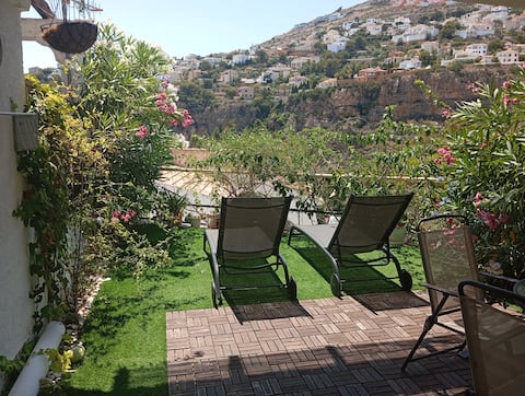 Cozy Bungalow by Cala Moraig