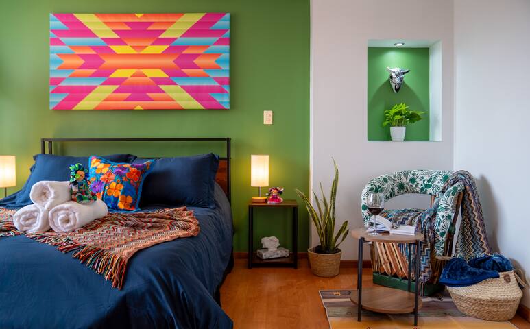 Pent House Bohemian Condesa 3 bedroom Villa w/AC gallery image 3