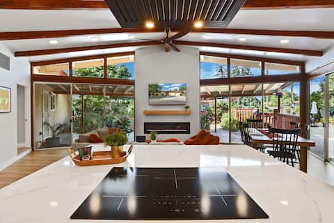 Modern | Pool | Pond | Arcade | Quiet | Location | Safe