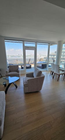 Stunning view+terrasse/Hell Kitc