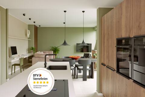 Homefy Luxury Bungalow | 5 PAX | 2 Bath | Garage