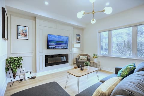 Top performing Airbnb: Newly Renovated House Sunnybrook Toronto-3parking in Don Valley West