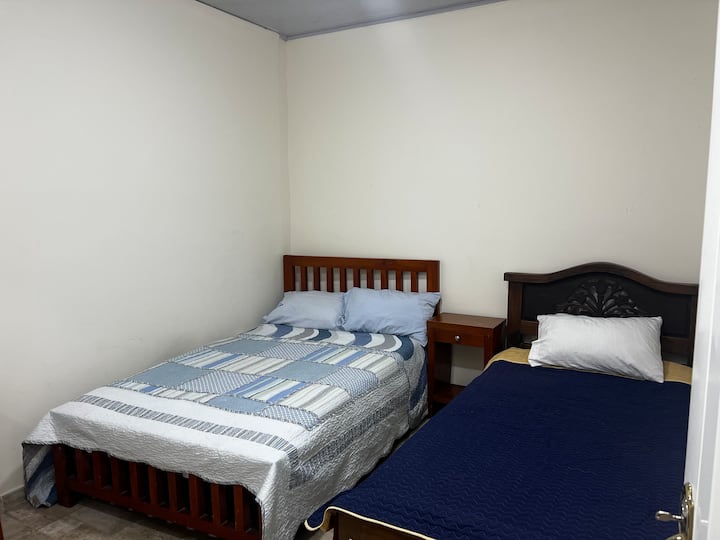 غرفة النوم 1