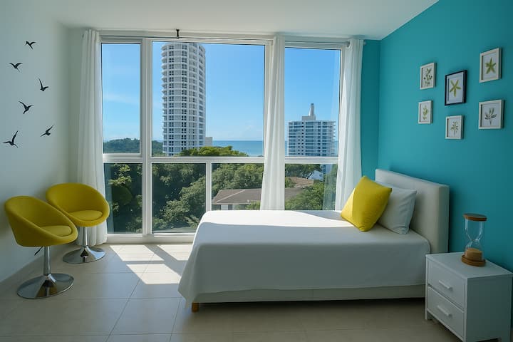 Prozori od poda do stropa, više prirodnog svjetla. 