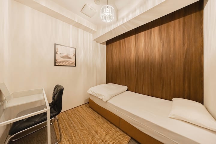 Ako zatvorite vrata, to je privatni prostor.