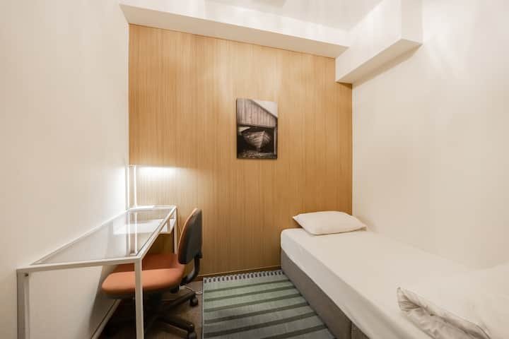 Ako zatvorite vrata, to je privatni prostor.