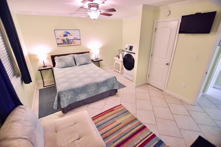 Dolphin Point #601A: Spálňa pre hostí