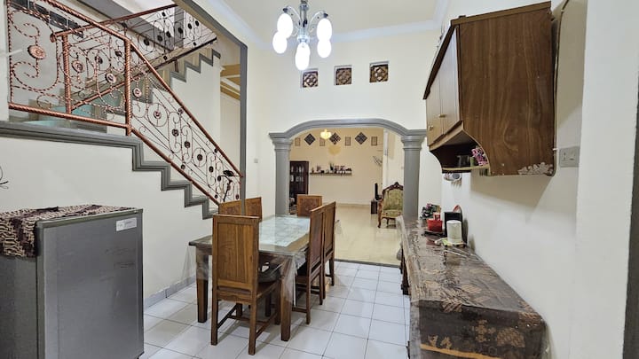 Rumah 4 Kamar Dgn Wifi 150mbps Bersih Luas Nyaman - Palembang