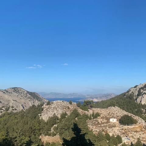 Symi, propriété classée dans un cadre exceptionnel gallery image 2