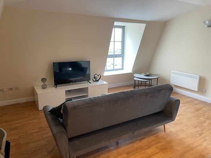 One Bed Flat With Parking - Nottingham Contemporary